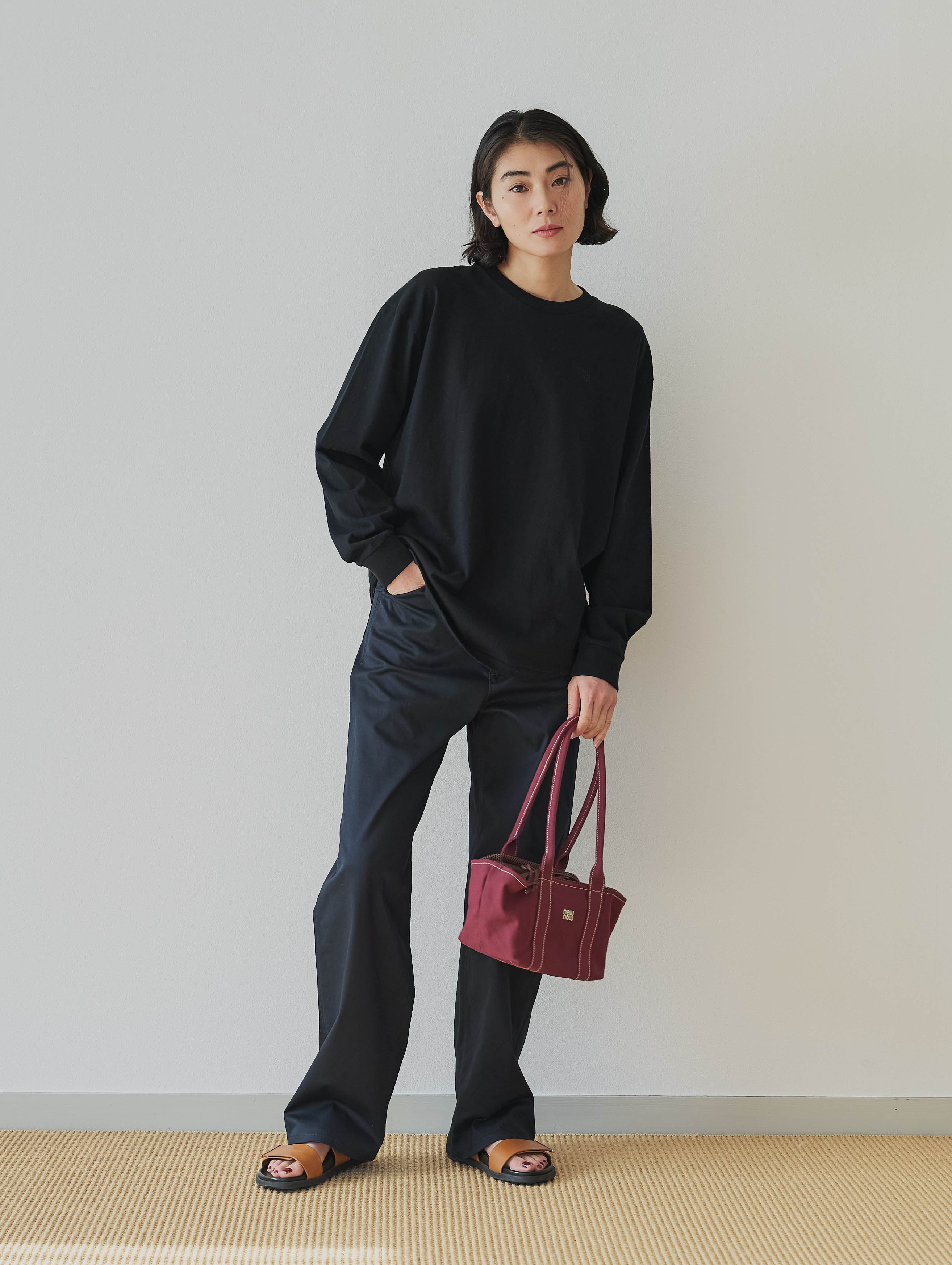 【one + one】24h On & Off Long Tee × Mesh & Canvas Bag