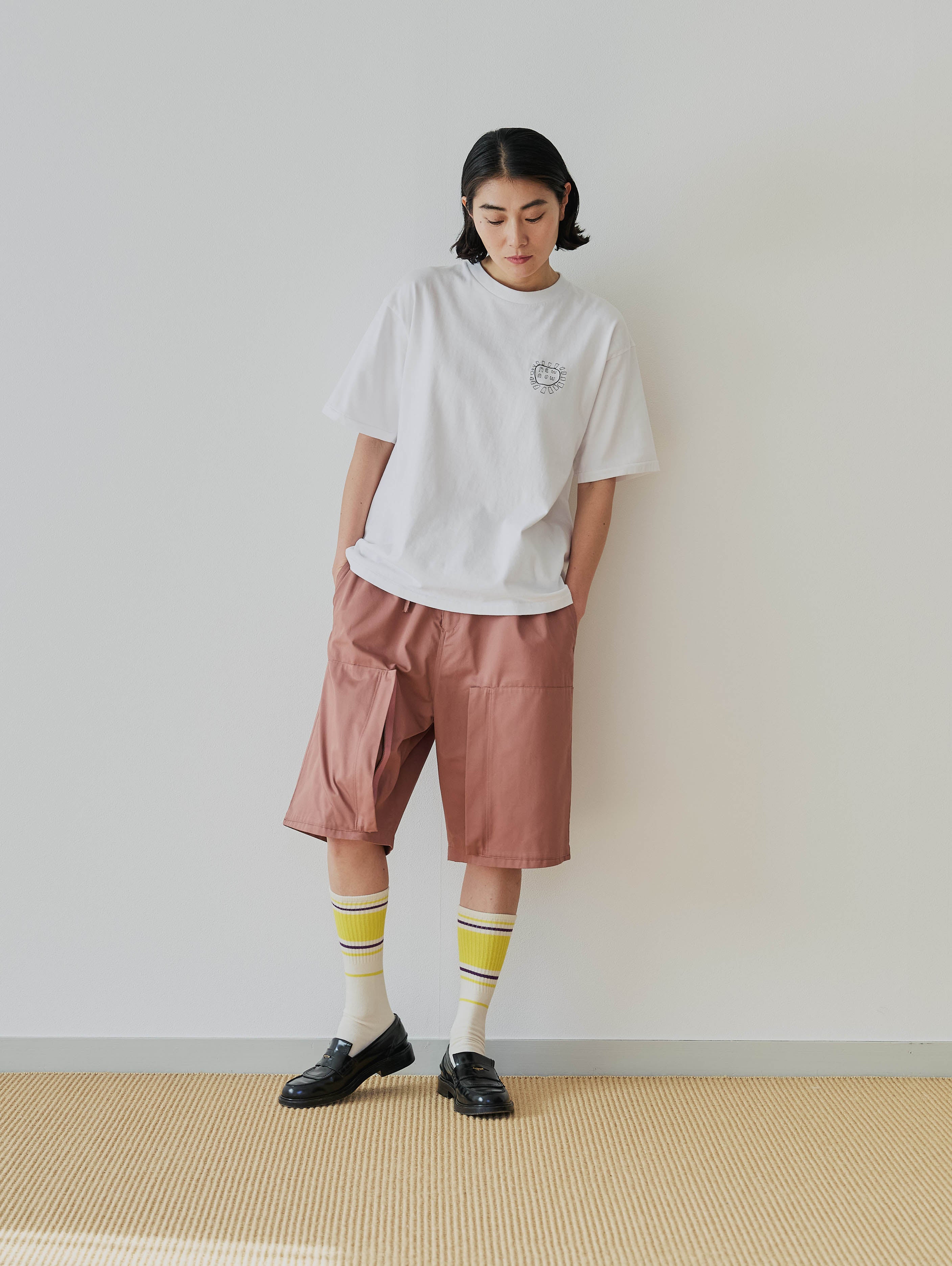 【one + one】2-Pack Tee × Multiline Tube Socks