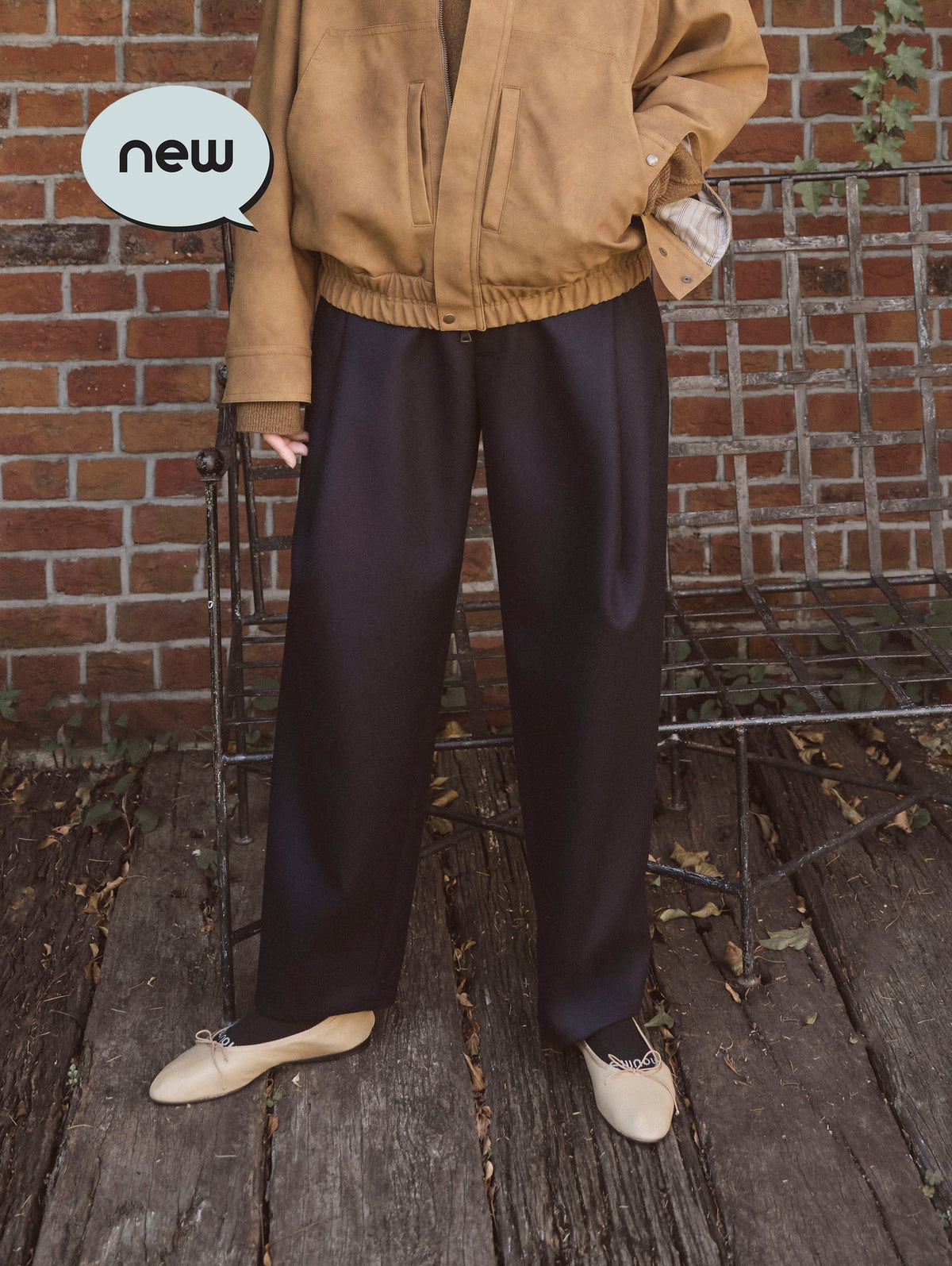 WOOL MELTON TUCK BALLOON PANTS