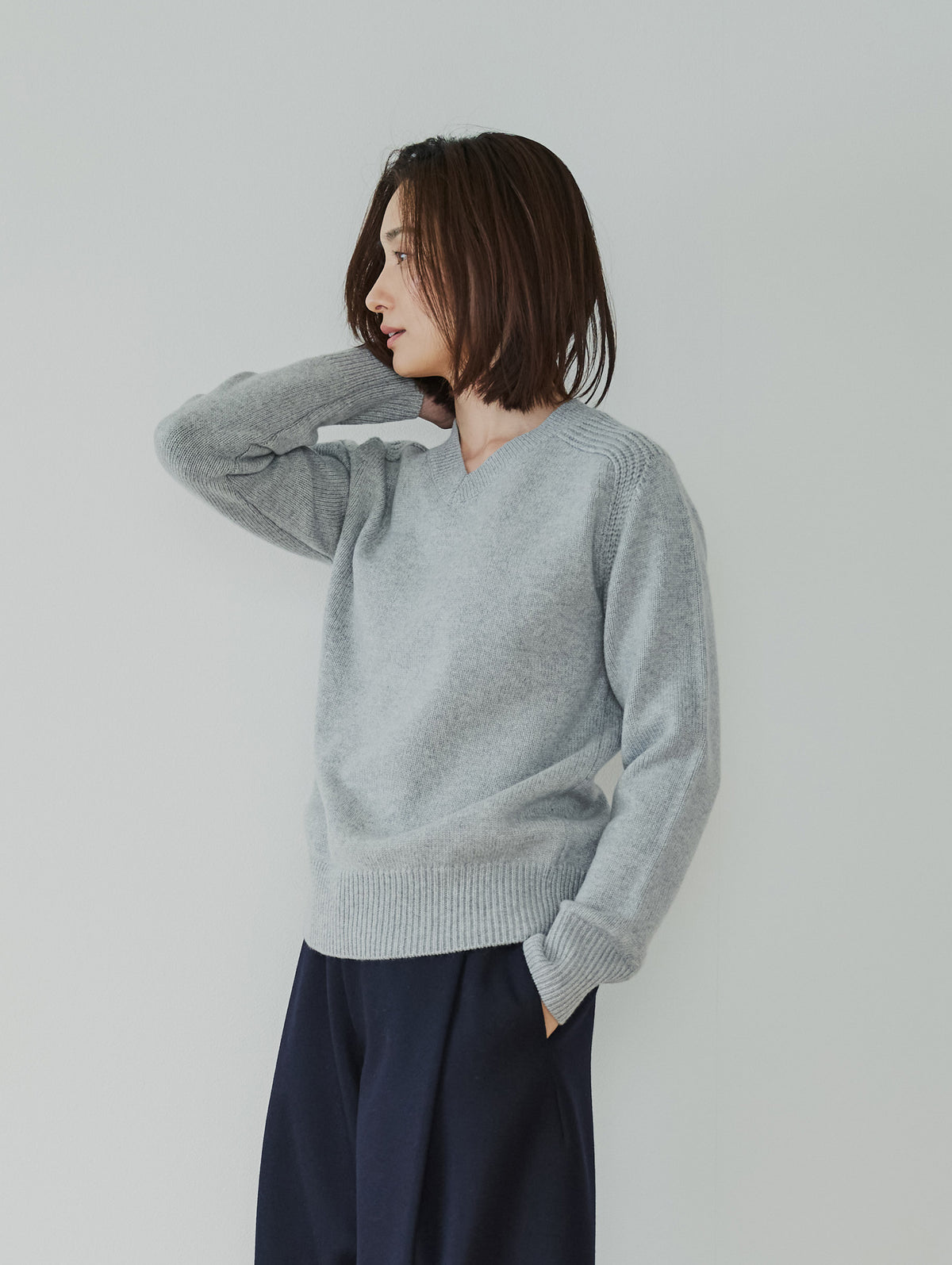 WOOL CASHMER V-NECK PULL KNIT