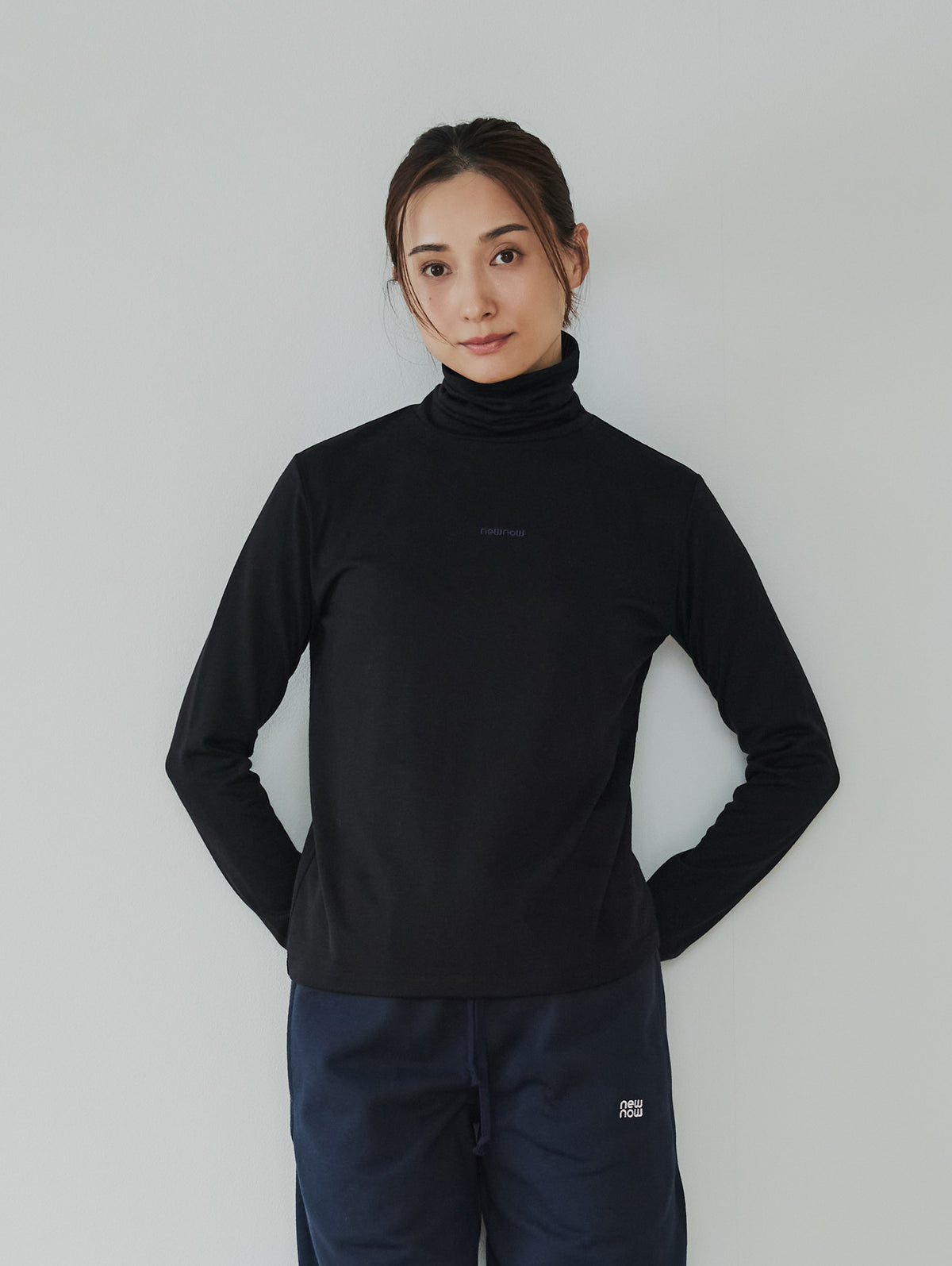 FINE MERINO WOOL HIGH NECK PULLOVER