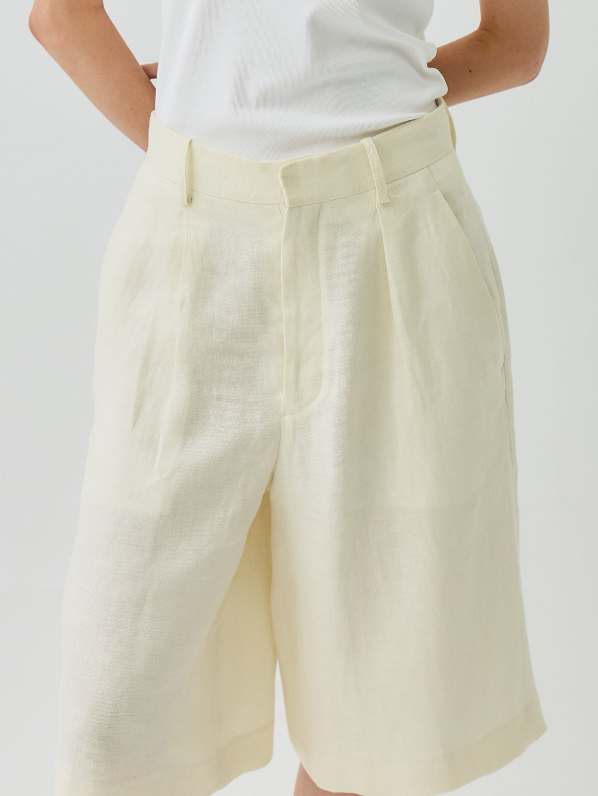 WASHABLE LINEN SHORTS