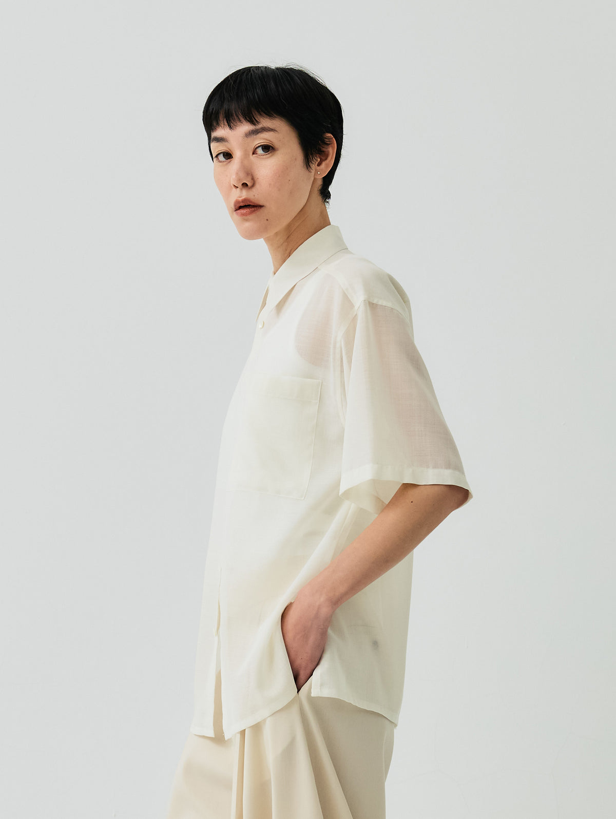 SOFT GAUZE SHEER S/S SHIRT