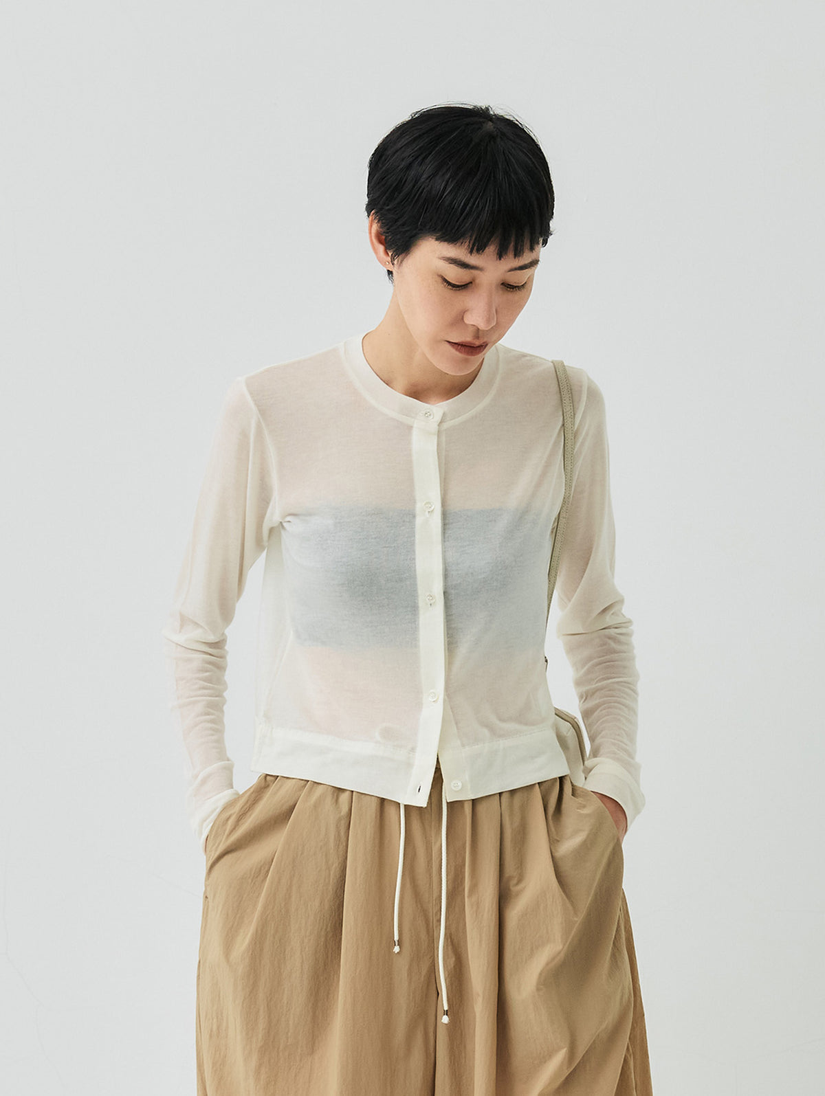 CASHMERE SILK CREWNECK CARDIGAN