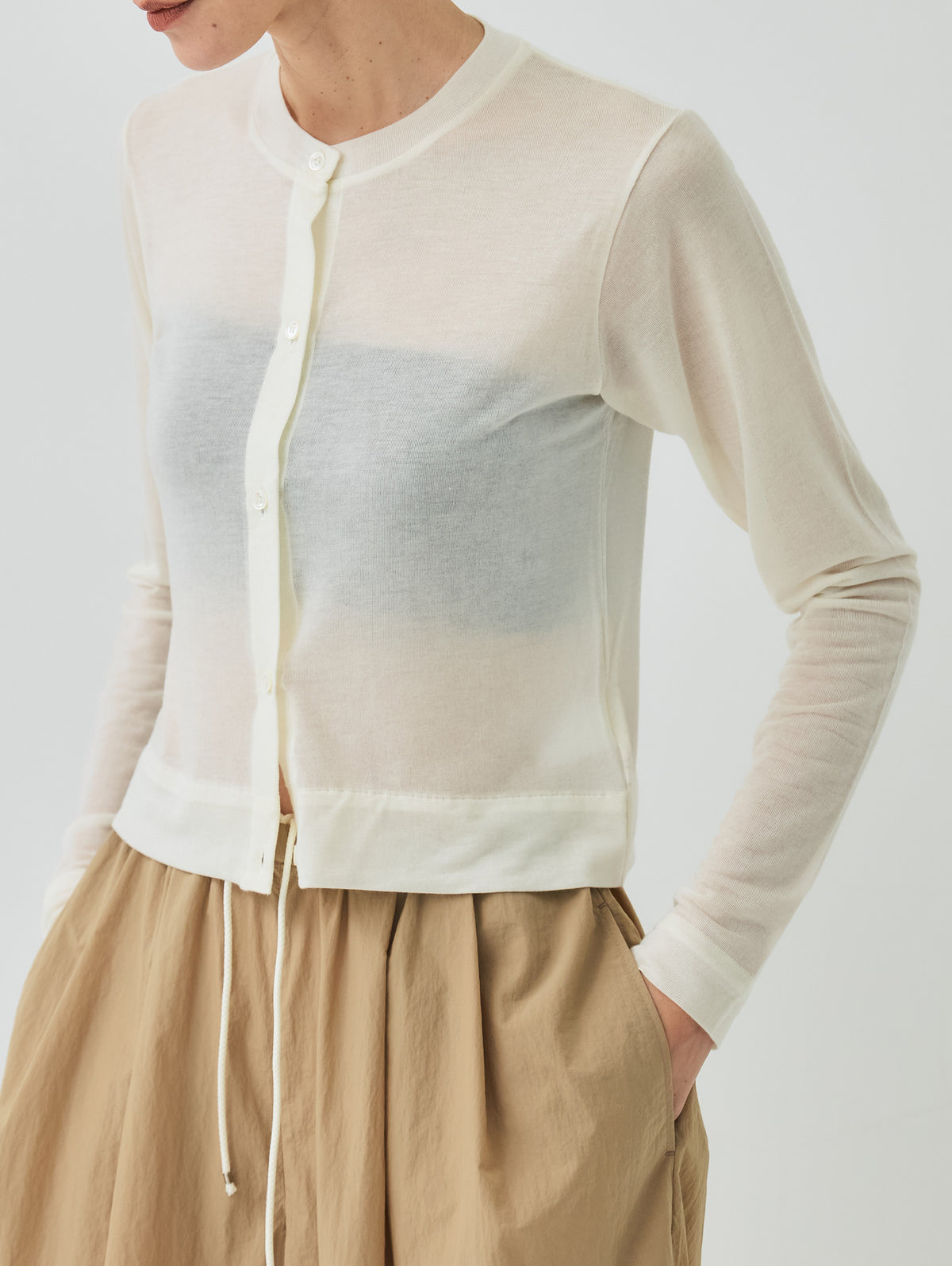 CASHMERE SILK CREWNECK CARDIGAN