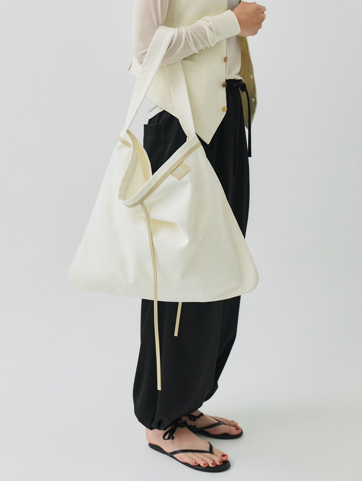 CANVAS INSIDE OUT TOTE