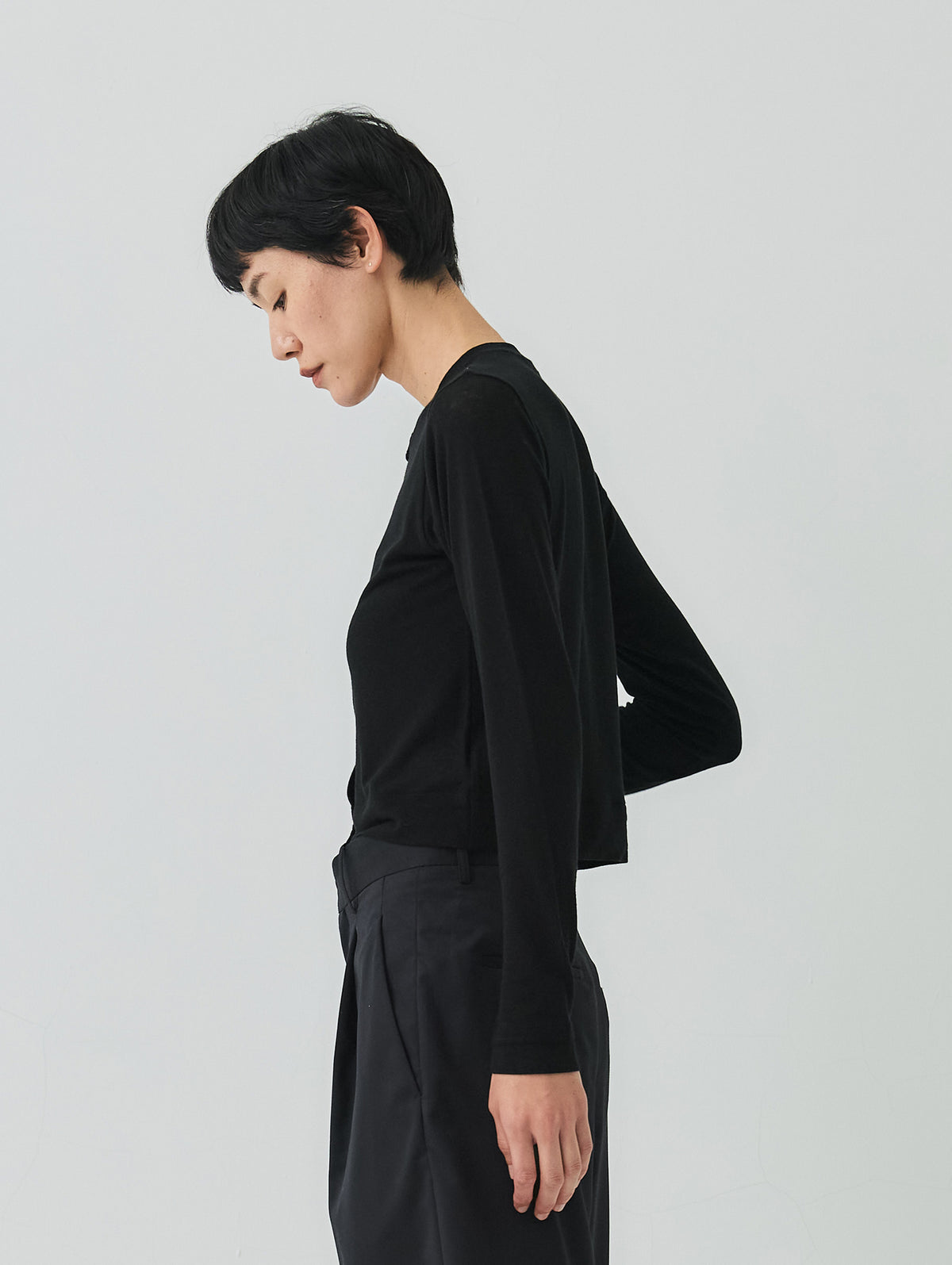 CASHMERE SILK CREWNECK CARDIGAN