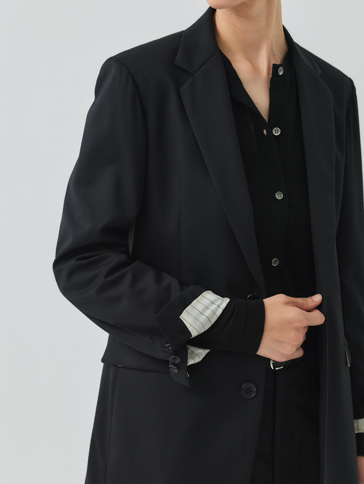 LIGHT WOOL TAILORED JACKET