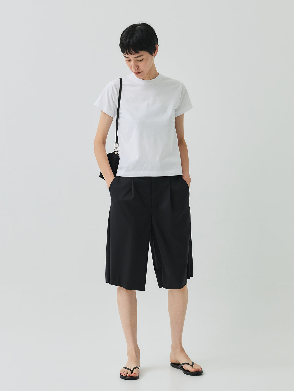 モデル:モデル身長 177cm / 着用 サイズM