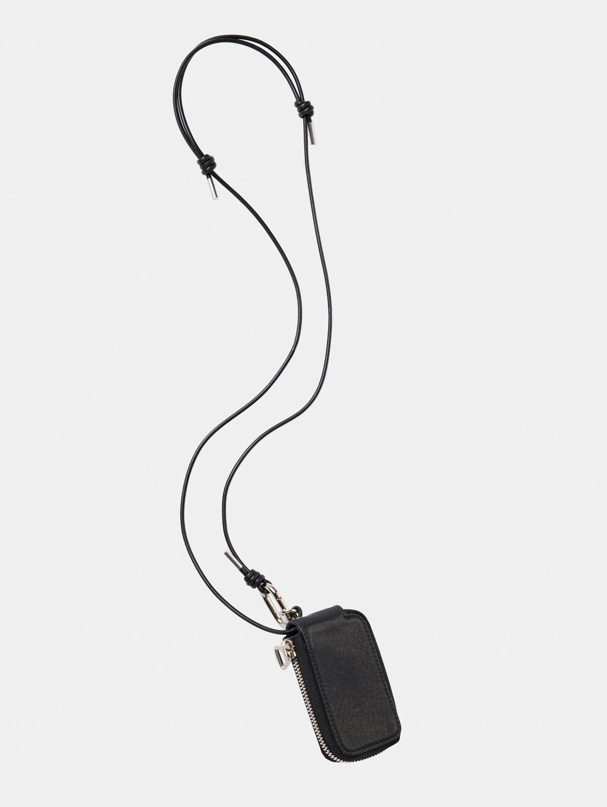 LEATHER CASE NECKLESS