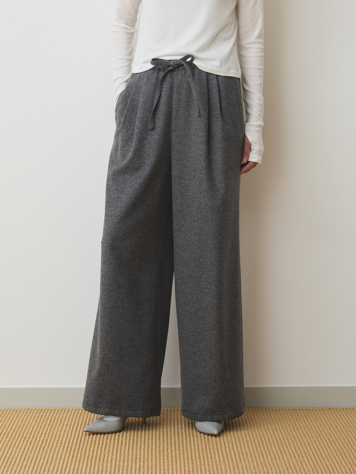 モデル:モデル身長 170cm / 着用 サイズM