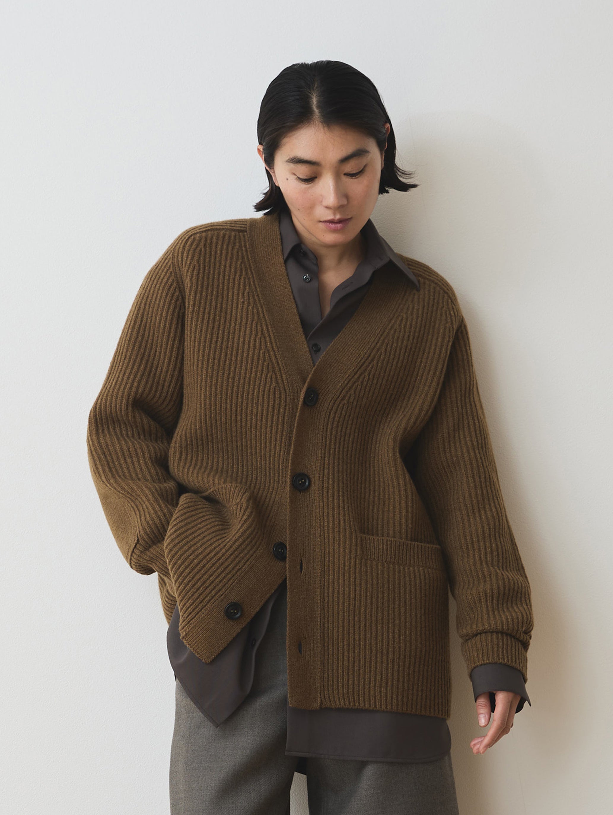 WOOL CASHMERE V-NECK RIB CARDIGAN
