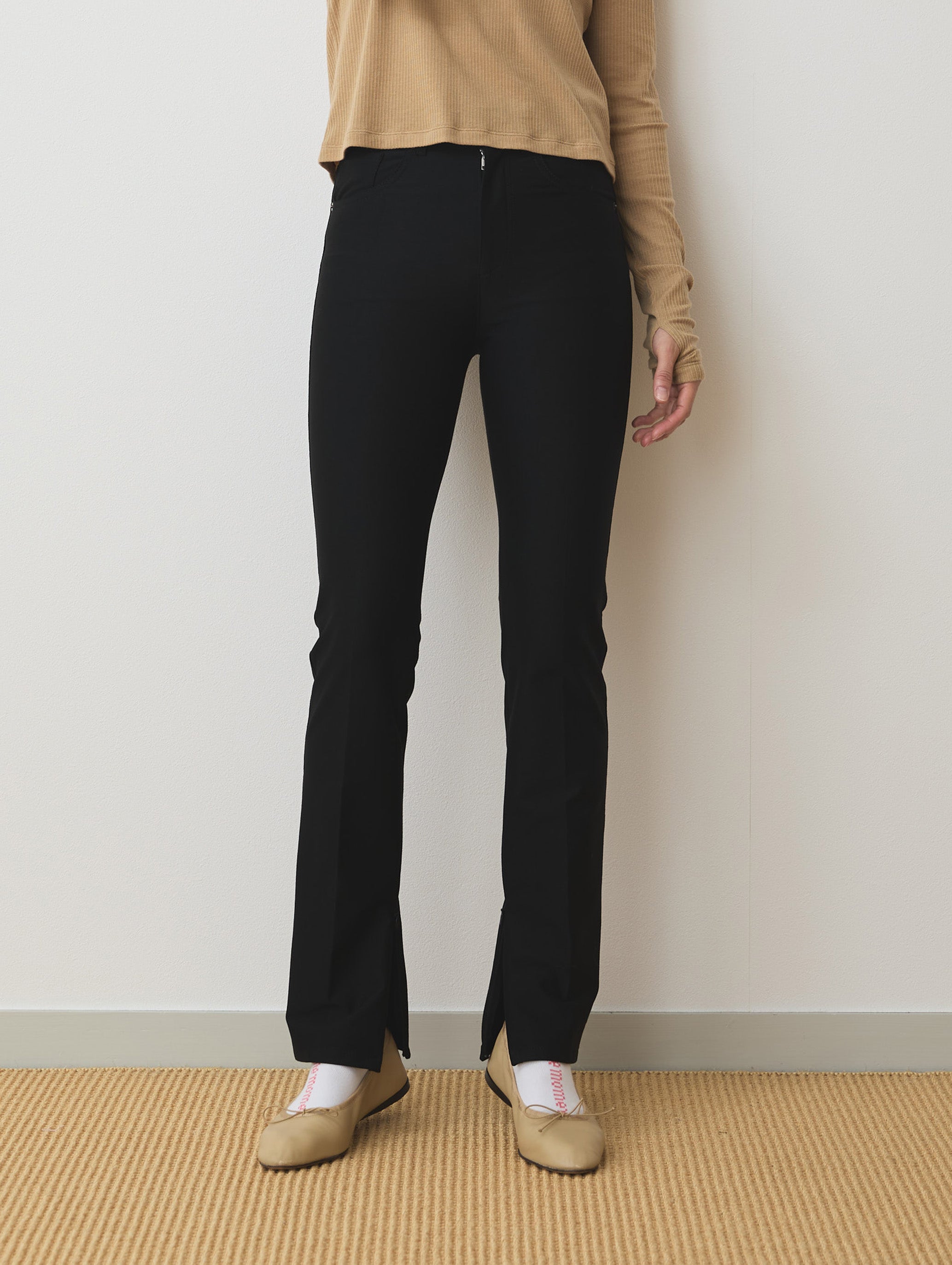 モデル:モデル身長 170cm / 着用 サイズM