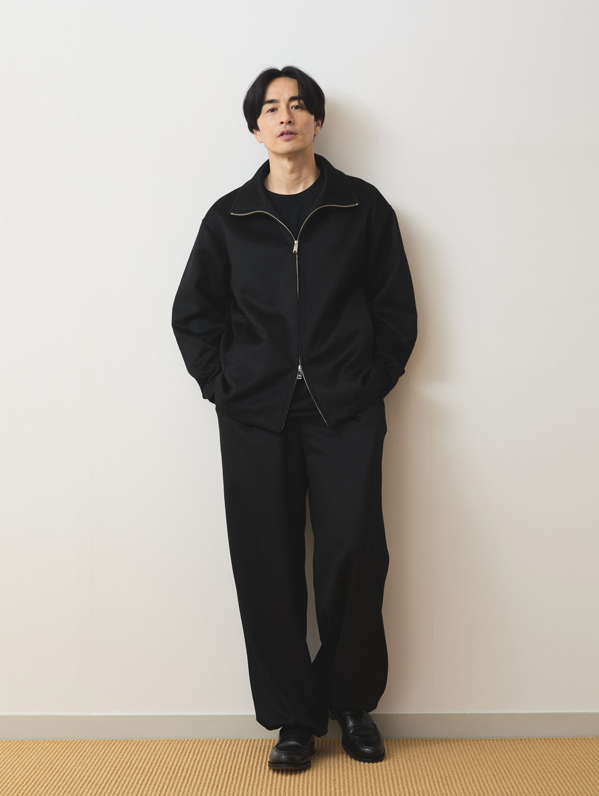 モデル:モデル身長 180cm / 着用 サイズL