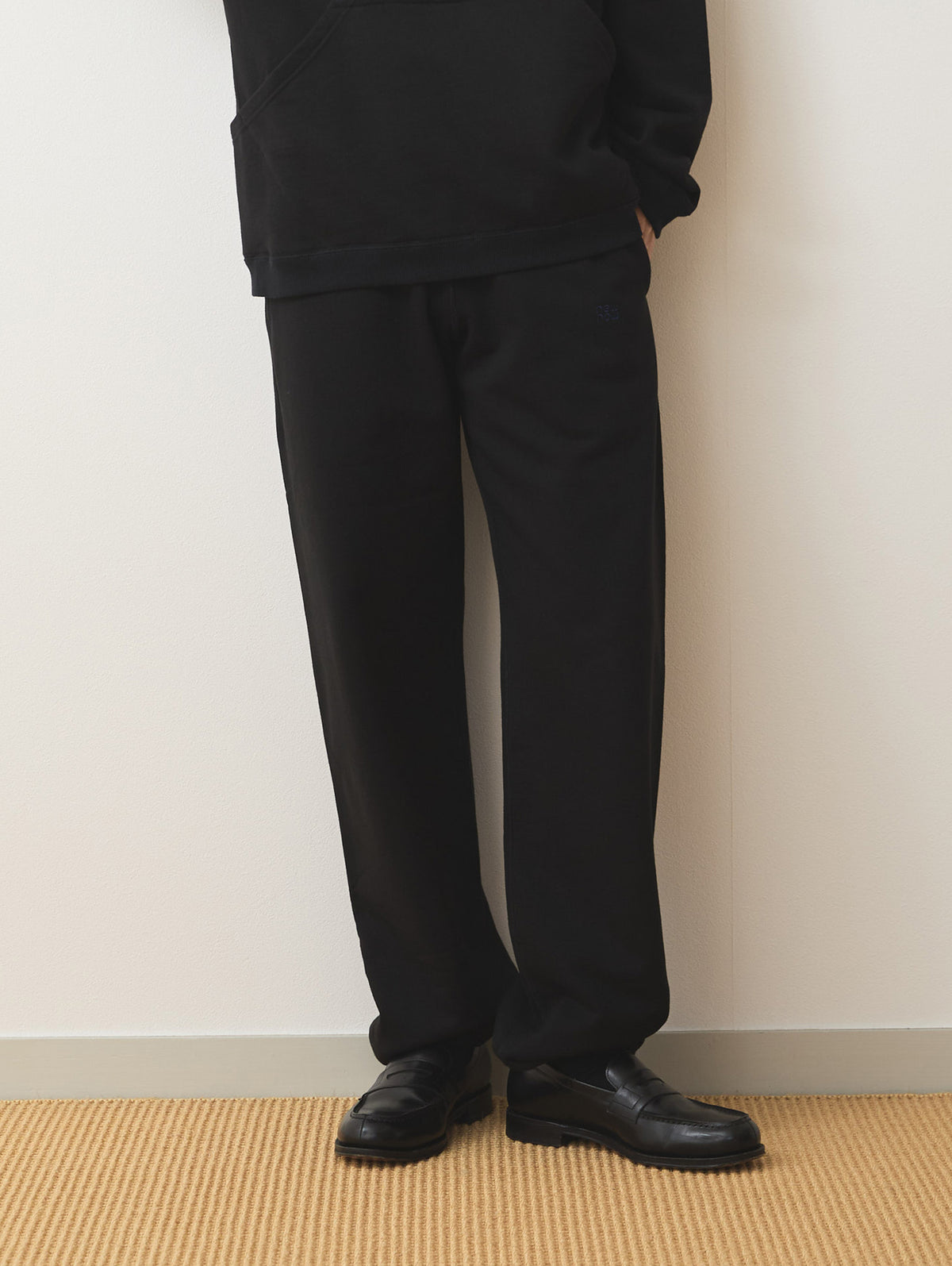 SIGNATURE SWEAT PANTS